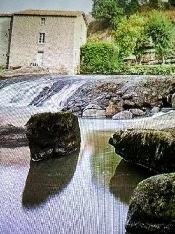 L' Esterlanges Suite Famille 2 Chambres 4 Personnes Proche Puydufou Saint-Vincent-Sterlanges Zewnętrze zdjęcie